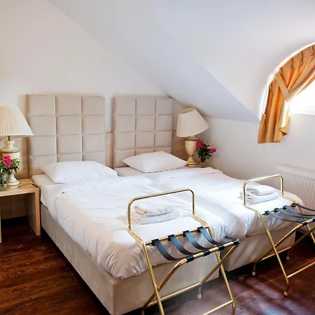 Kuznia Palacowa Bed & Breakfast