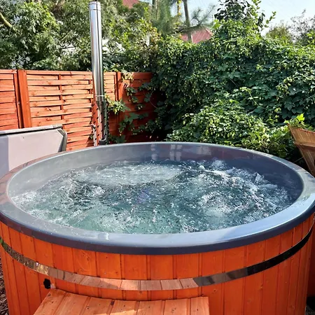 Kuznia Palacowa Bed & Breakfast Korczew