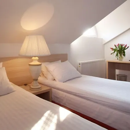 Kuznia Palacowa 4* Korczew